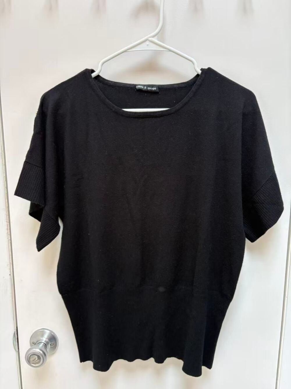 Cable & Gauge Black Dolman Sleeve Knit Wide Ribbed Hem Short Sleeve Sweater M
